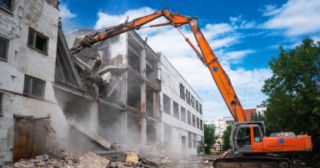 Промышленный демонтаж зданий Приморско-Ахтарск, цена от 2921 руб.