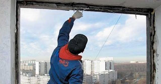 Демонтаж остекления балкона в Приморско-ахтарске - цена от 564 руб. - Сварной-Прр